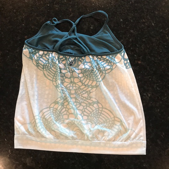 Prana workout top - Picture 2 of 3